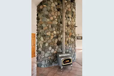 61330 Larsen Road, Bend, OR 97702 - Photo 9