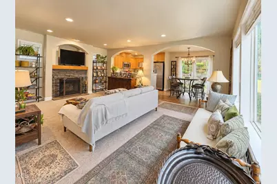 20265 Schaeffer Drive, Bend, OR 97703 - Photo 11
