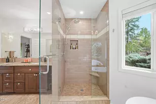 1267 NW Austin Ct, Bend, OR 97703 - Photo 15