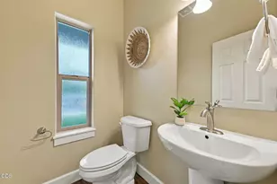 20597 SE Gemstone Ave, Bend, OR 97702 - Photo 19