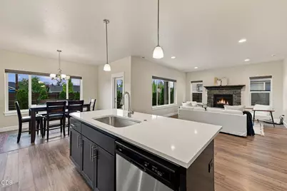 20597 SE Gemstone Avenue, Bend, OR 97702 - Photo 11
