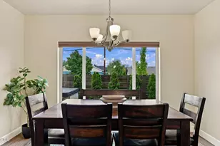 20597 SE Gemstone Ave, Bend, OR 97702 - Photo 17