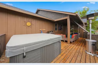 4105 SW Salmon Avenue, Redmond, OR 97756 - Photo 39