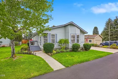 1188 NE 27th Street #34, Bend, OR 97701 - Photo 3