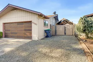 6090 Rock Way, Central Point, OR 97502 - Photo 7