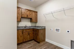 3877 SW Antelope Way, Redmond, OR 97756 - Photo 9