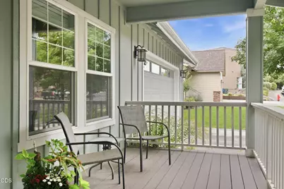 63082 Layton Avenue, Bend, OR 97701 - Photo 3