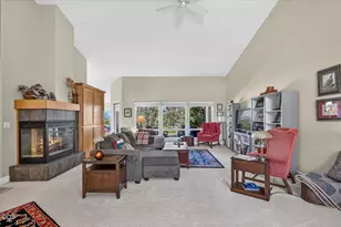 89 Skyhawk Dr, Eagle Point, OR 97524 - Photo 9