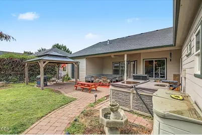 660 Valley Oak Boulevard, Central Point, OR 97502 - Photo 29
