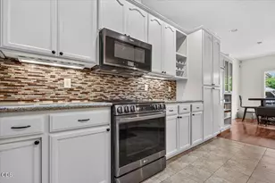 660 Valley Oak Blvd, Central Point, OR 97502 - Photo 11
