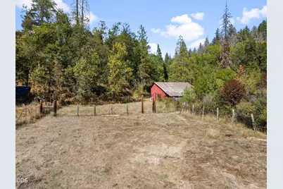 0 Or-62, Trail, OR 97541 - Photo 5