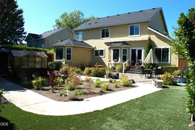 640 Carriage Lane, Jacksonville, OR 97530 - Photo 3