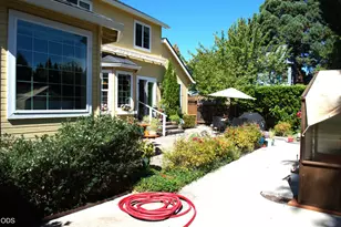 640 Carriage Ln, Jacksonville, OR 97530 - Photo 25