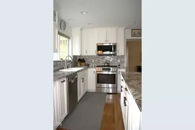 640 Carriage Lane, Jacksonville, OR 97530 - Photo 13