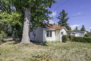 121 Elk St, Medford, OR 97501 - Photo 37