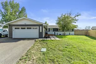 4850 Larry Pl, Klamath Falls, OR 97603 - Photo 5