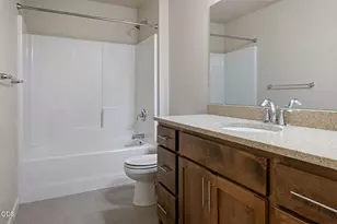 61589 Alstrup Rd, Bend, OR 97702 - Photo 19
