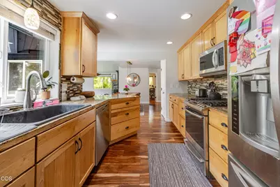 20314 Rae Road, Bend, OR 97702 - Photo 13
