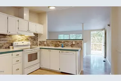 1216 Summit Loop, Grants Pass, OR 97527 - Photo 5