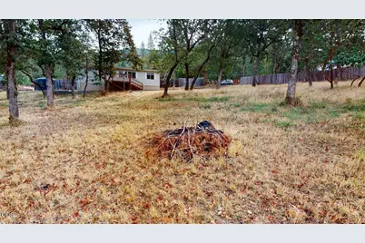1216 Summit Loop, Grants Pass, OR 97527 - Photo 25