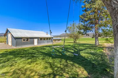 9431 Hill Road #9431 & 9435, Klamath Falls, OR 97603 - Photo 79