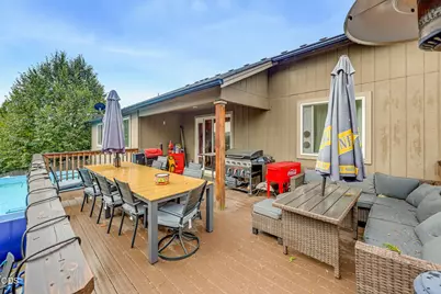 545 N Heights Drive, Eagle Point, OR 97524 - Photo 31