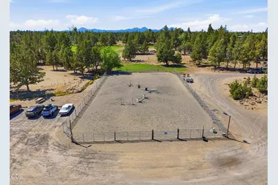 23525 Bear Creek Road, Bend, OR 97701 - Photo 21
