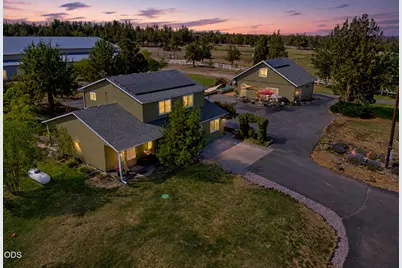 23525 Bear Creek Road, Bend, OR 97701 - Photo 5
