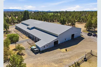 23525 Bear Creek Road, Bend, OR 97701 - Photo 11