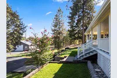 2452 Hugo Road, Merlin, OR 97532 - Photo 7