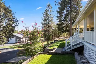 2452 Hugo Rd, Merlin, OR 97532 - Photo 7