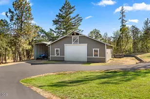 2452 Hugo Rd, Merlin, OR 97532 - Photo 29