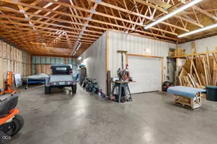 2452 Hugo Rd, Merlin, OR 97532 - Photo 31