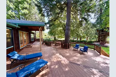 1935 SE Portola Drive, Grants Pass, OR 97526 - Photo 39