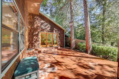 1935 SE Portola Drive, Grants Pass, OR 97526 - Photo 25