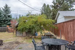 1345 NW Jacksonville Ave, Bend, OR 97703 - Photo 41