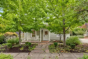 120 N 5th St, Jacksonville, OR 97530 - Photo 3