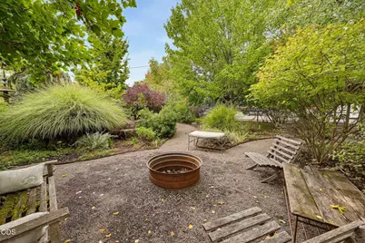 120 N 5th Street, Jacksonville, OR 97530 - Photo 53