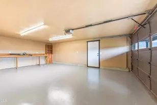 791 SE Grizzly Rd, Madras, OR 97741 - Photo 23
