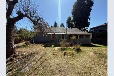 1106 NW Sunset Drive, Grants Pass, OR 97526 - Photo 5