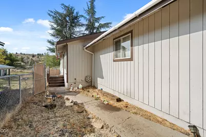 118 Nevada Street, Klamath Falls, OR 97601 - Photo 9