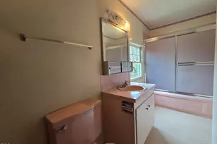 612 NW 3rd St, Grants Pass, OR 97526 - Photo 33