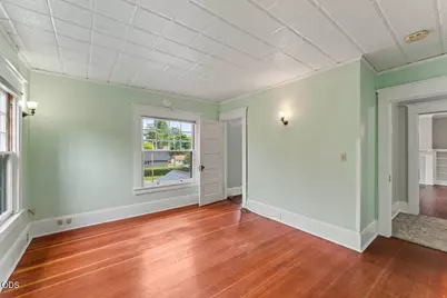 612 NW 3rd Street, Grants Pass, OR 97526 - Photo 17