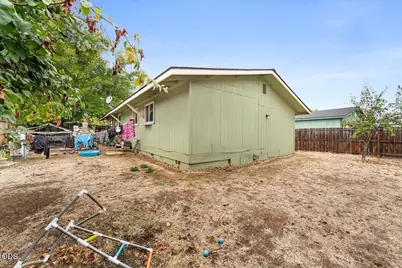 8254 Kimberly Court, White City, OR 97503 - Photo 3
