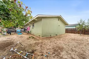 8254 Kimberly Ct, White City, OR 97503 - Photo 3