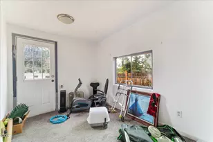 10483 Blackwell Rd, Central Point, OR 97502 - Photo 19