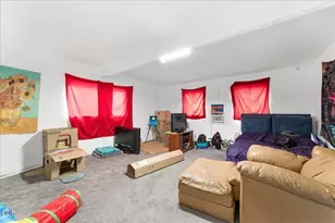 10483 Blackwell Rd, Central Point, OR 97502 - Photo 11