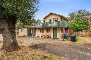 10483 Blackwell Rd, Central Point, OR 97502 - Photo 1