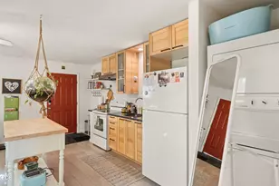 322 N 3rd St, Central Point, OR 97502 - Photo 49