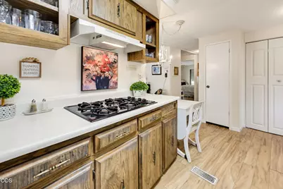 1055 N 5th Street #UNIT 86, Jacksonville, OR 97530 - Photo 19